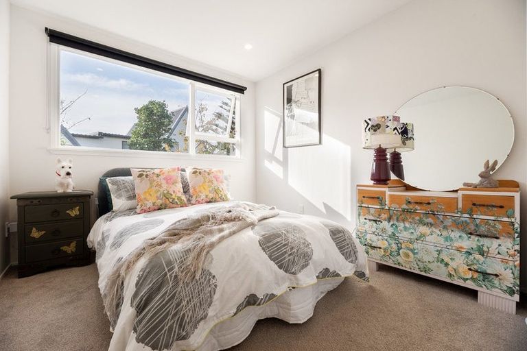 Photo of property in 67 Renown Road, Raumati South, Paraparaumu, 5032