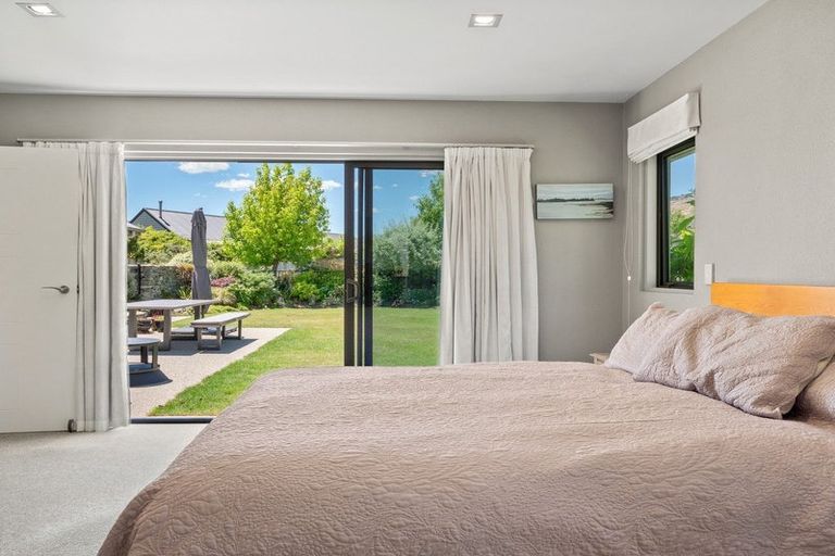Photo of property in 44 Onslow Road, Lake Hayes, Queenstown, 9304