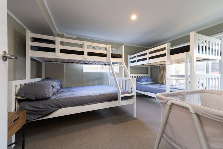 Photo of property in 22 East Street, Raglan, 3225