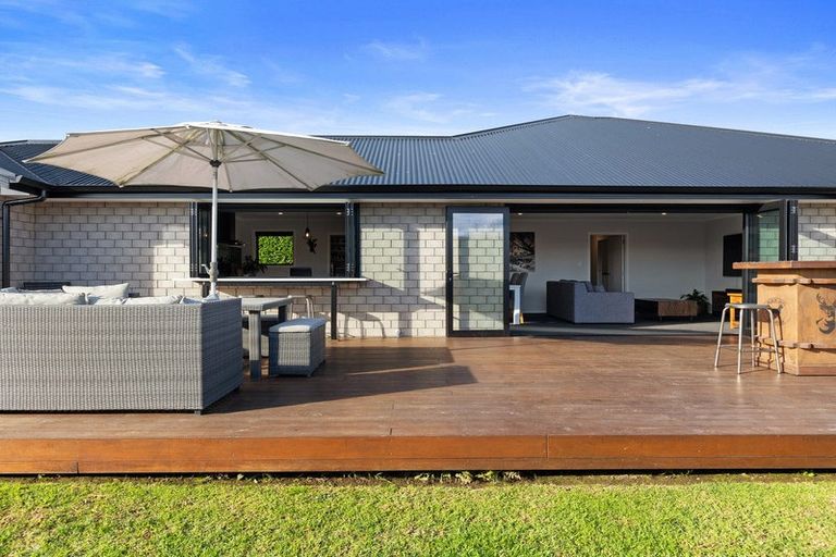 Photo of property in 3 Olive Close, Omokoroa, 3114