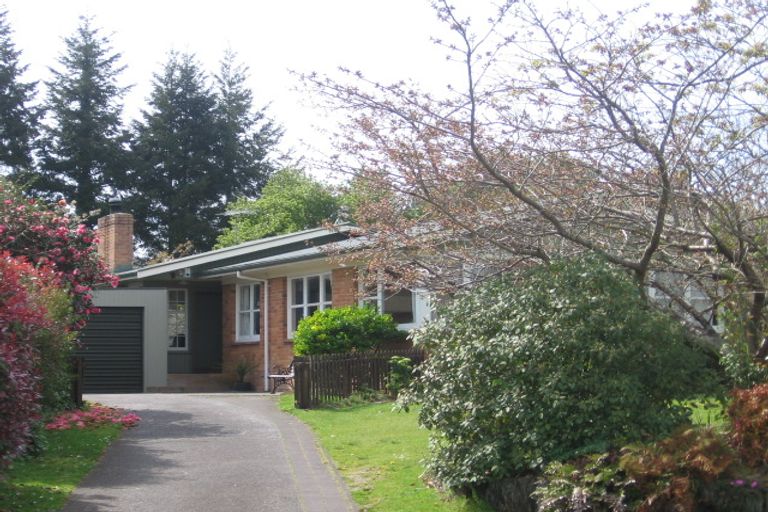 Photo of property in 6 Phoebe Place, Sunnybrook, Rotorua, 3015