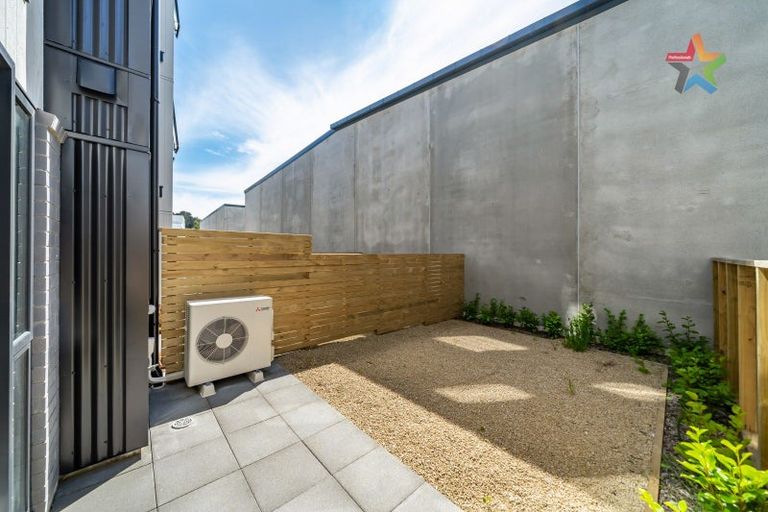 Photo of property in 45 John Street, Stokes Valley, Lower Hutt, 5019