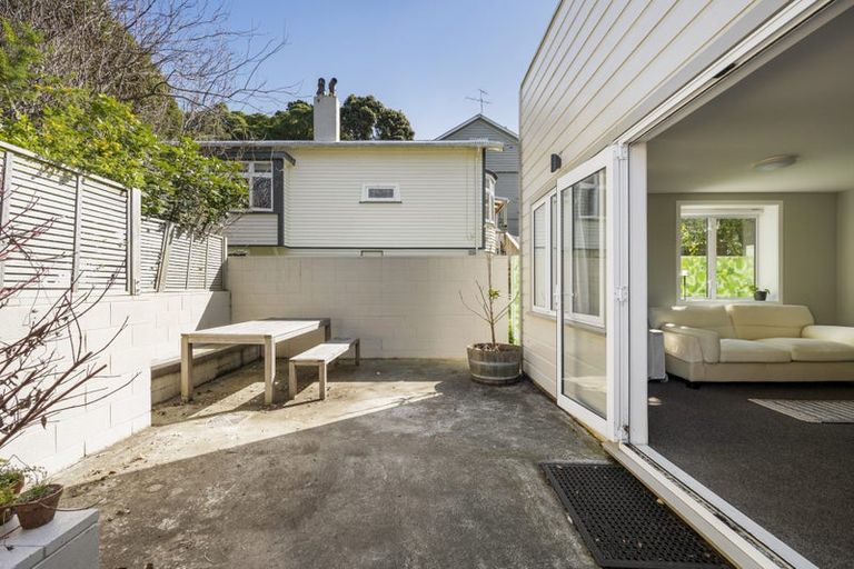 Photo of property in 43 Waitoa Road, Hataitai, Wellington, 6021