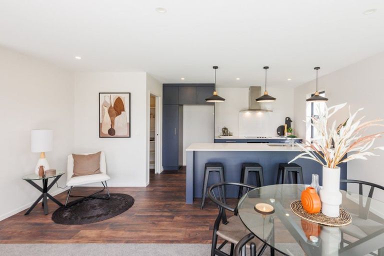 Photo of property in 9 Pahiki Crescent, Levin, 5510