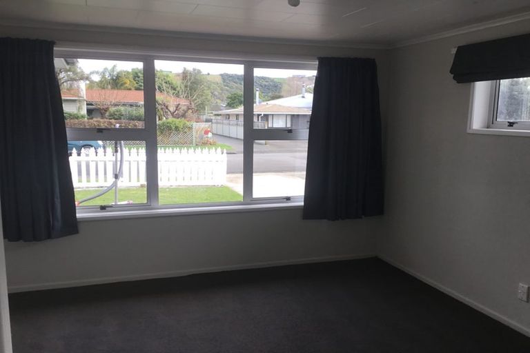 Photo of property in 22 Eton Street, Taradale, Napier, 4112