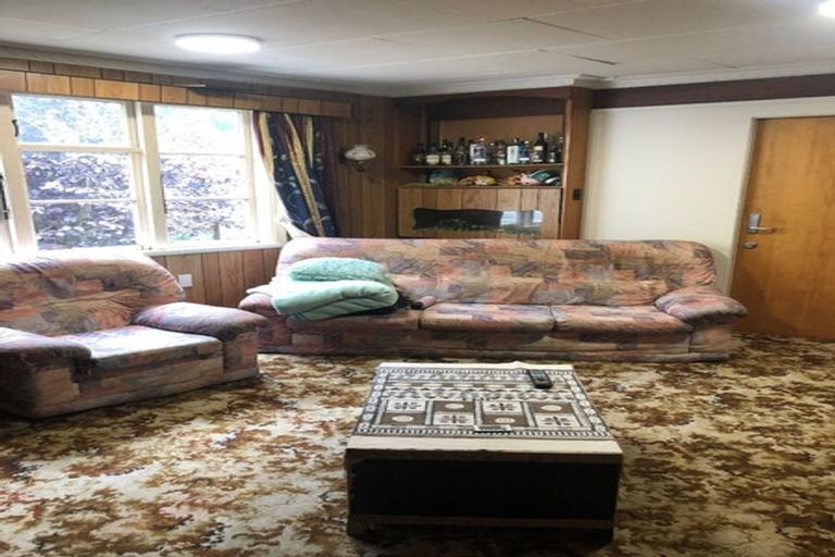 Photo of property in 21 Broadbent Street, Riccarton, Christchurch, 8041