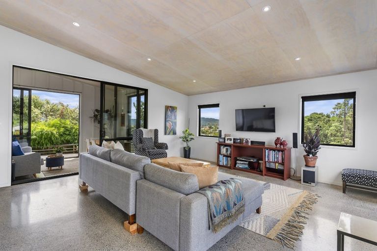 Photo of property in 203 The Drive, Whangamata, 3620