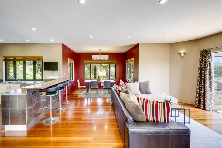 Photo of property in 125 Tironui Drive, Taradale, Napier, 4112