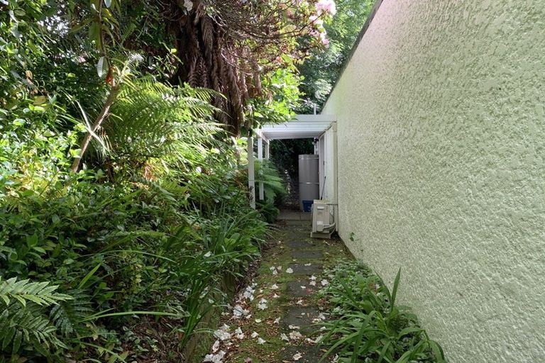 Photo of property in 8a Queen Street, Brighton, Dunedin, 9035