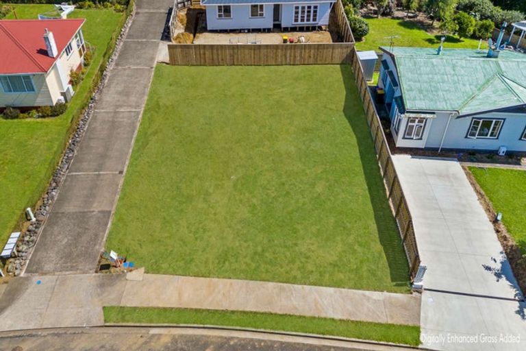 Photo of property in 5 Wheeler Place, Upper Vogeltown, New Plymouth, 4310