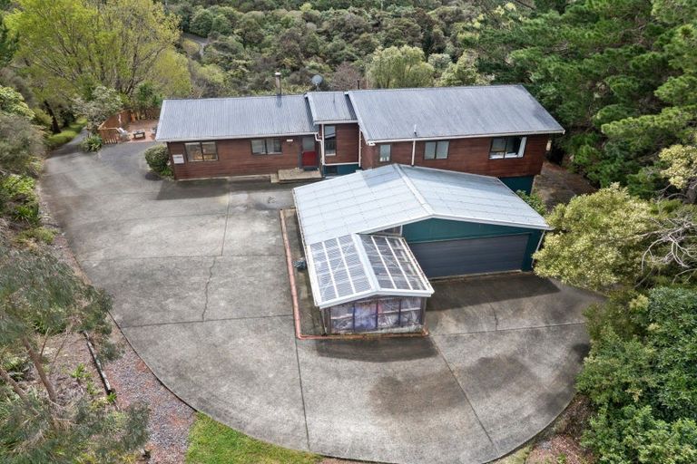 Photo of property in 70 Kaitoke Loop, Kaitoke, Upper Hutt, 5018