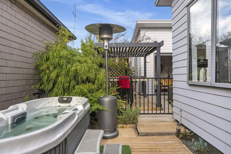 Photo of property in 80 Landing Drive, Pyes Pa, Tauranga, 3112