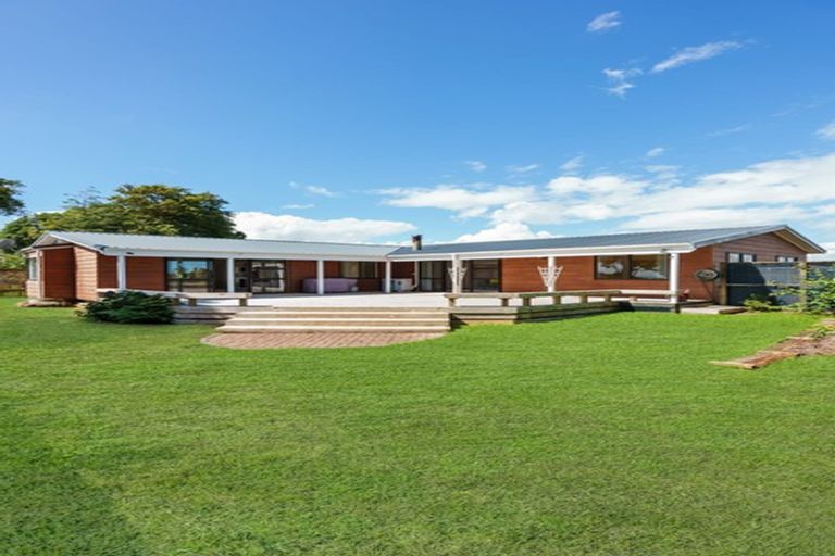 Photo of property in 7 Hyland Place, Waiuku, 2681