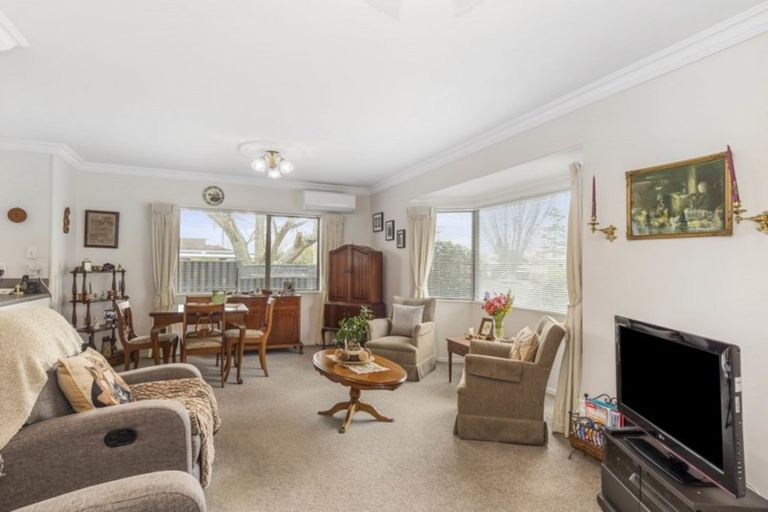 Photo of property in 493c Devonport Road, Tauranga South, Tauranga, 3112