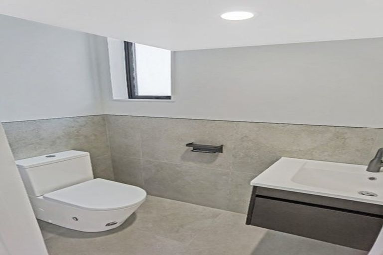 Photo of property in 41 Davington Way, Burswood, Auckland, 2013