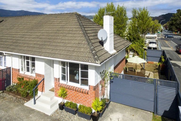 Photo of property in 60 Gibbons Street, Ebdentown, Upper Hutt, 5018