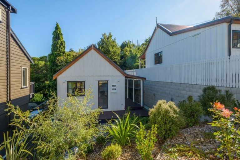 Photo of property in 69 Oxford Street, Lyttelton, 8082