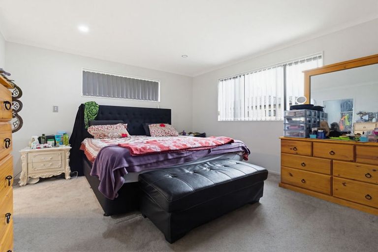 Photo of property in 56a Cambridge Terrace, Papatoetoe, Auckland, 2025