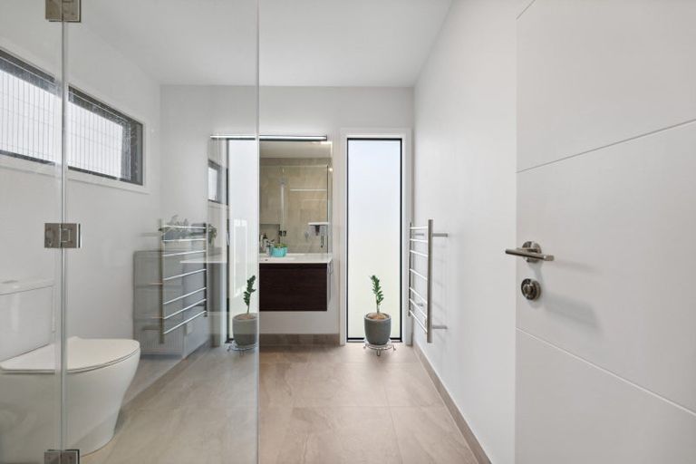 Photo of property in 68 Harakeke Drive, Wharewaka, Taupo, 3330