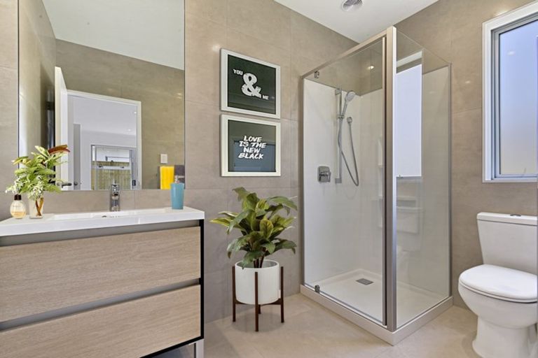 Photo of property in 9 Taikura Avenue, Red Beach, 0932