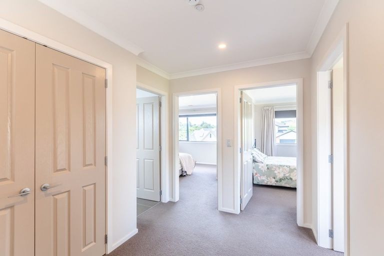 Photo of property in 12 Aotea Drive, Aotea, Porirua, 5024