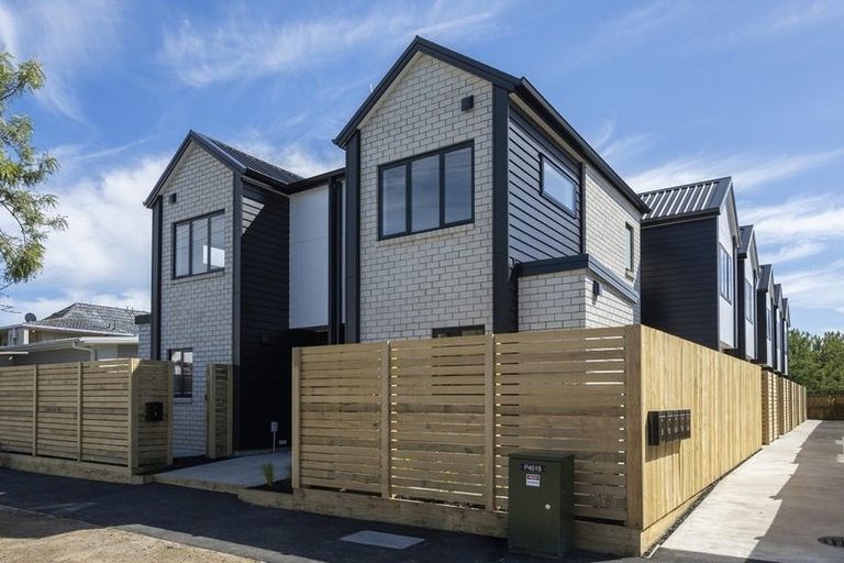 Photo of property in 7/12 Charlemont Street, Whitiora, Hamilton, 3200