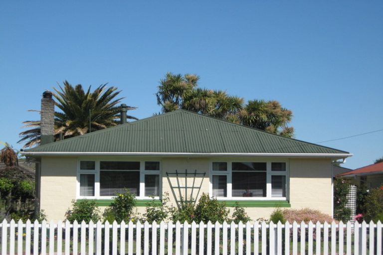 Photo of property in 173 Grimseys Road, Redwood, Christchurch, 8051