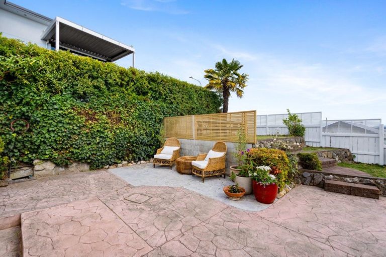 Photo of property in 13 Roslyn Road, Bluff Hill, Napier, 4110