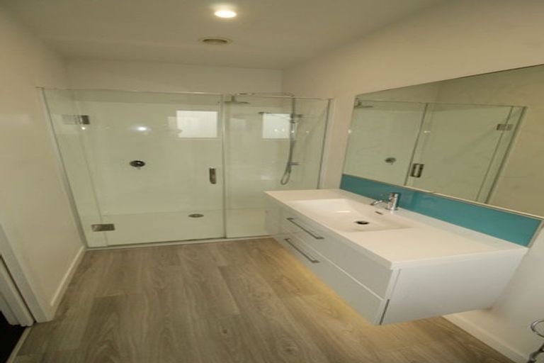 Photo of property in 35a Gledstane Road, Stanmore Bay, Whangaparaoa, 0932