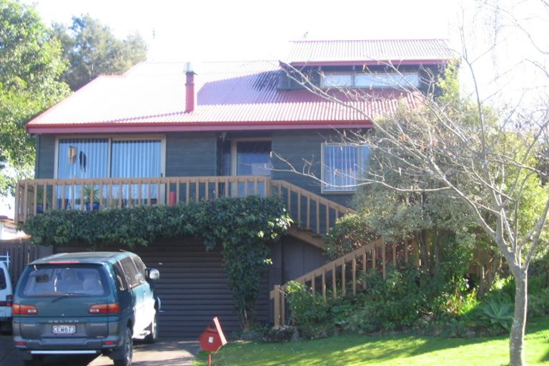 Photo of property in 9 Snowden Place, Opaheke, Papakura, 2113