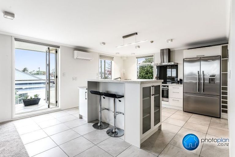 Photo of property in 40d Thackeray Street, Hamilton Lake, Hamilton, 3204