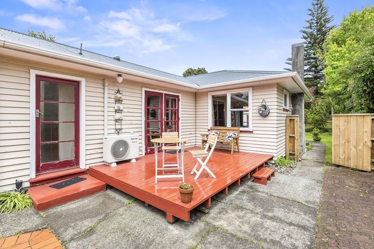 Photo of property in 80 Matatua Road, Raumati Beach, Paraparaumu, 5032