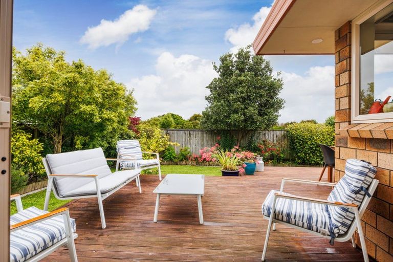 Photo of property in 57 Parnell Heights Drive, Kelvin Grove, Palmerston North, 4414