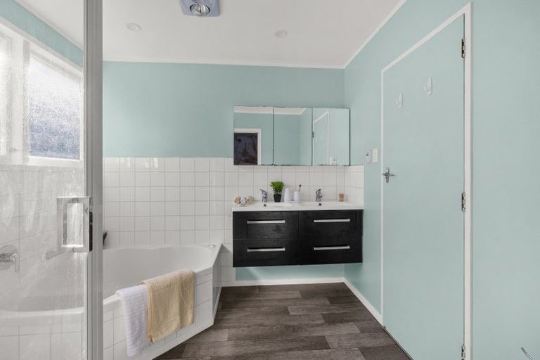 Photo of property in 9 Wychwood Crescent, Springfield, Rotorua, 3015