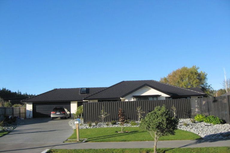 Photo of property in 14 Nautilus Place, Spencerville, Christchurch, 8083