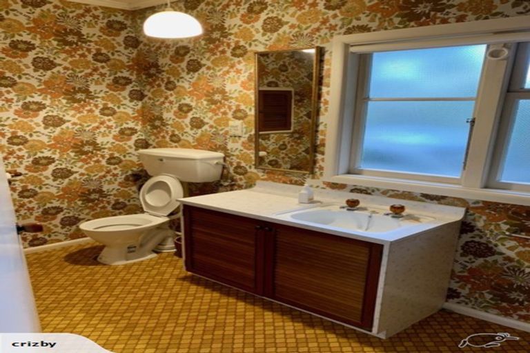 Photo of property in 7 Garreg Road, Fendalton, Christchurch, 8052