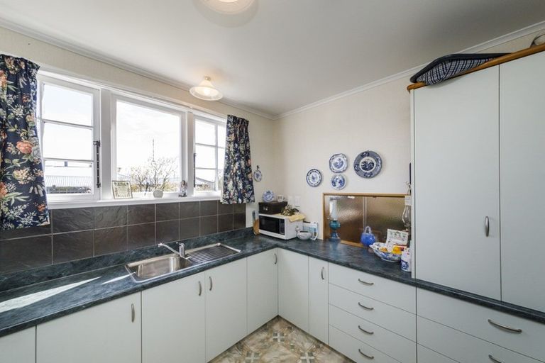 Photo of property in 30a Cargill Avenue, Feilding, 4702