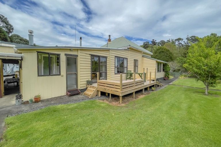Photo of property in 65 Waikawau Valley Road, Kereta, Thames, 3575