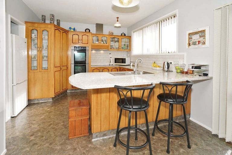 Photo of property in 9 Leyton Place, Nawton, Hamilton, 3200