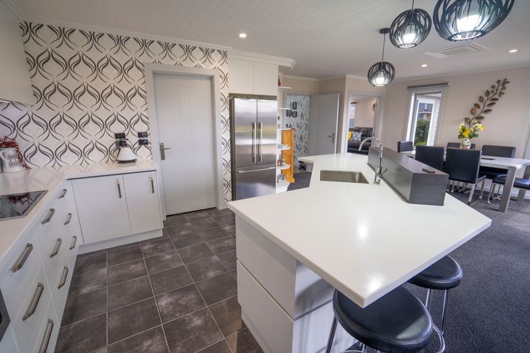 Photo of property in 4 Rodeo Drive, Te Anau, 9600