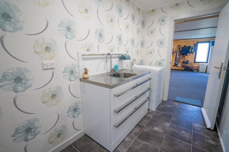 Photo of property in 4 Rodeo Drive, Te Anau, 9600