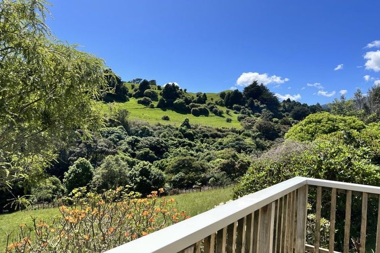 Photo of property in 111 Ngatiawa Road, Reikorangi, Waikanae, 5391