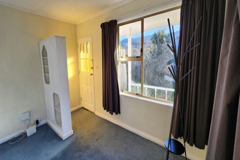 Photo of property in 26 Coates Street, Tawa, Wellington, 5028