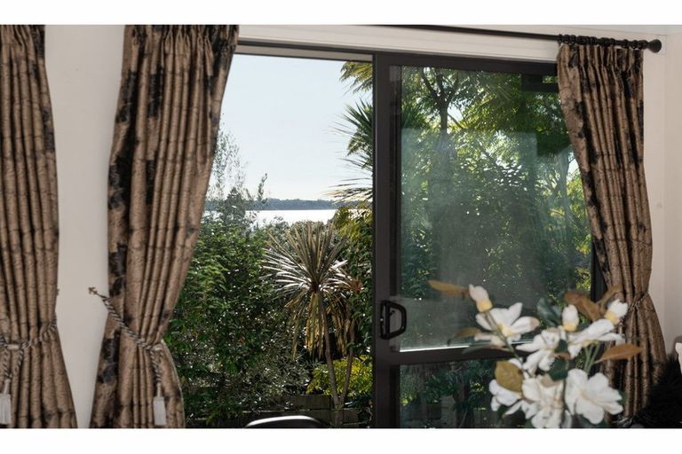 Photo of property in 31 Bateleur Close, Welcome Bay, Tauranga, 3112