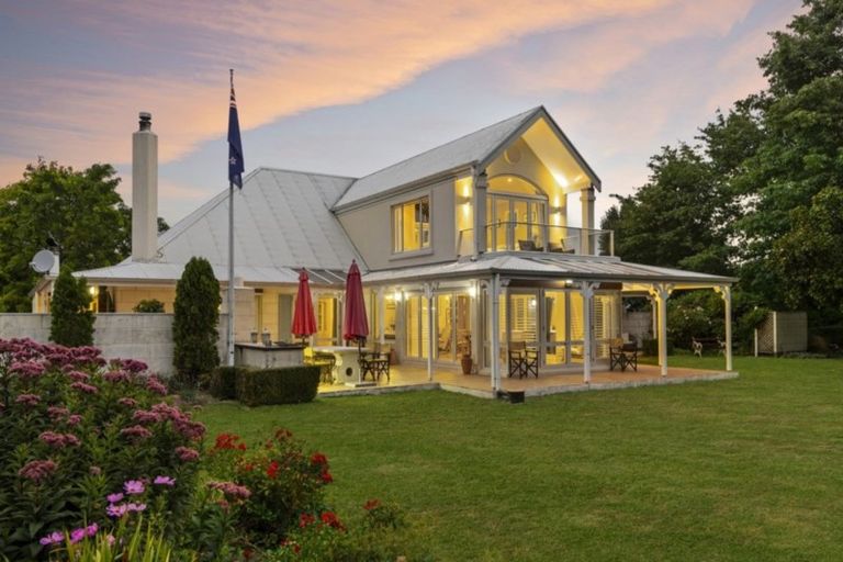 Photo of property in 24 Keetly Place, Ohoka, Kaiapoi, 7692