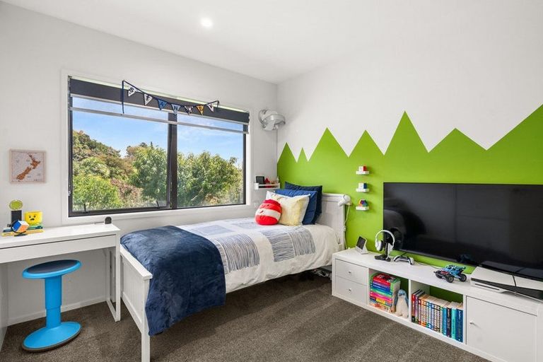 Photo of property in 20 Riverstone Drive, Welcome Bay, Tauranga, 3112