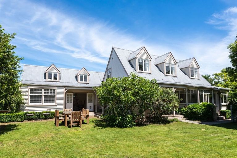 Photo of property in 44 Alpha Avenue, Strowan, Christchurch, 8052