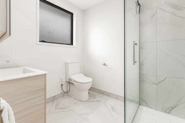 Photo of property in 2/3 Johnston Grove, Taita, Lower Hutt, 5011