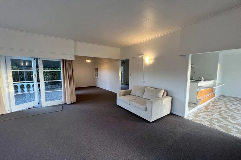 Photo of property in 16 Richards Avenue, Forrest Hill, Auckland, 0620