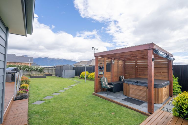 Photo of property in 4 Rodeo Drive, Te Anau, 9600